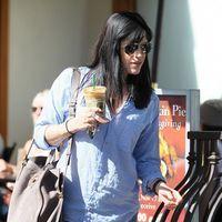 Selma Blair carries a cool drink as she leaves Urth Caffe | Picture 112812